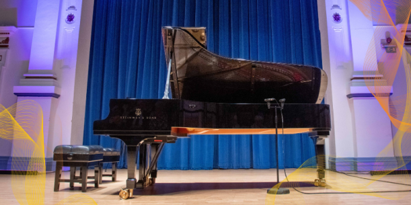 photo of a steinway grand piano