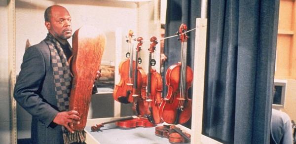 a still from The Red Violin