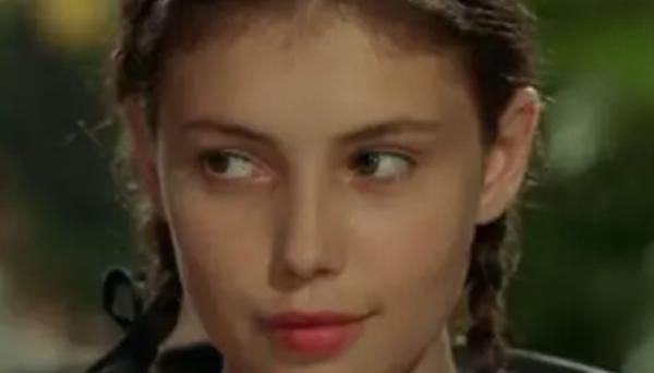 The Young Girl;s close up