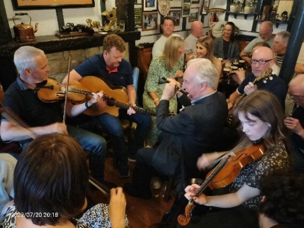  Folk & Traditional Irish Music Evening.