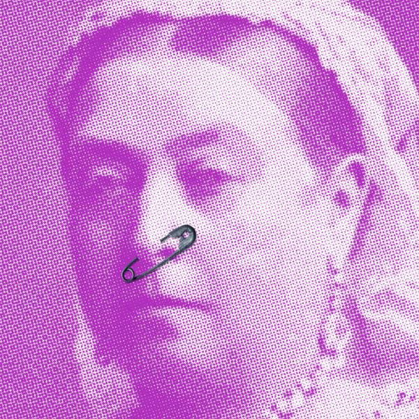 Queen Victoria with a DIY Safety Pin nose piercing 