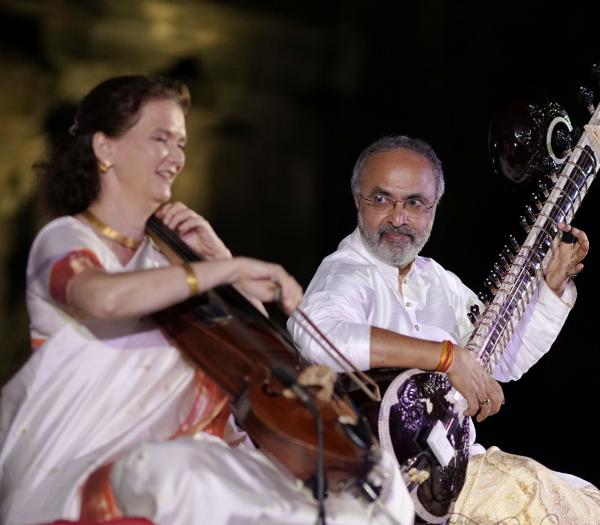 Silver Harmonies – 25 Years Together in Life and Music