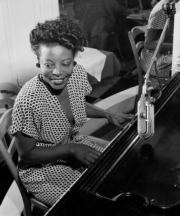 Mary Lou Williams on Piano 
