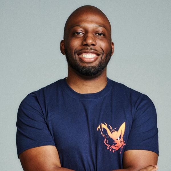 A photo portrait of author Ryan Crawford 