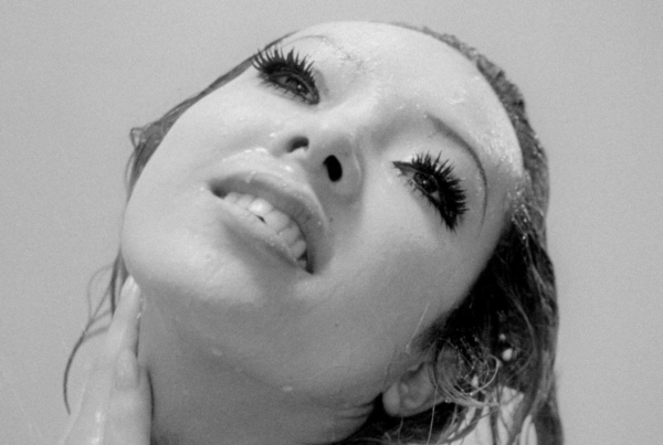 Funeral Parade of Roses still 