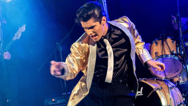 A picture of Emilio as Elvis