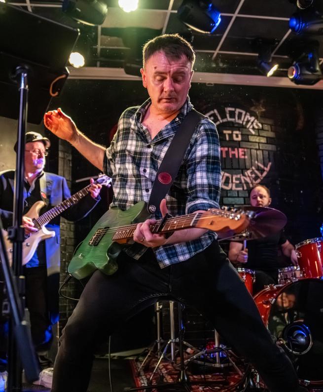 The Boss (aka Darren) playing is custom Fender Telecaster. 