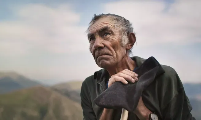 A still from the film "The Shepherd and The Bear"