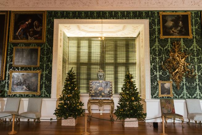 Photograph of a historic room in Temple Newsam House, decorated with a christmas tree.