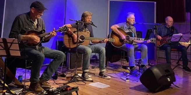 Six Days 4 piece band who play Americana