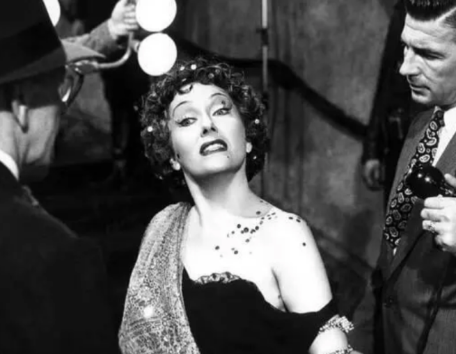 Sunset Boulevard still 