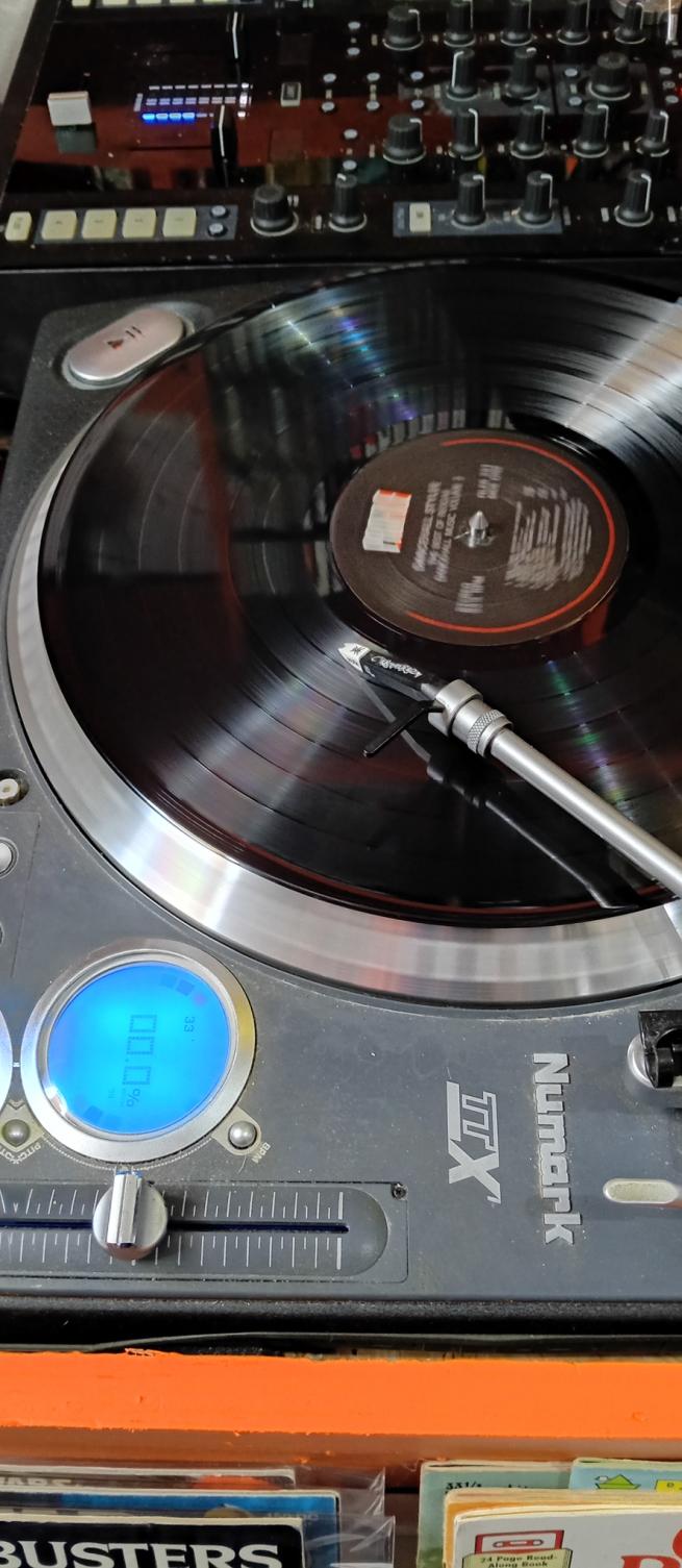 Reggae Record on Live Decks (Playing) at Hosts Satsuma Records & Retro Shop