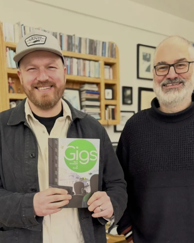 Mark Mosedale and Si Smith pose with their book, Gigs