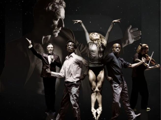 Dancers in black & white 