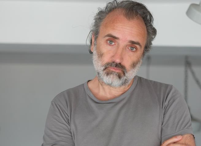 Portrait photo of Mike Nelson