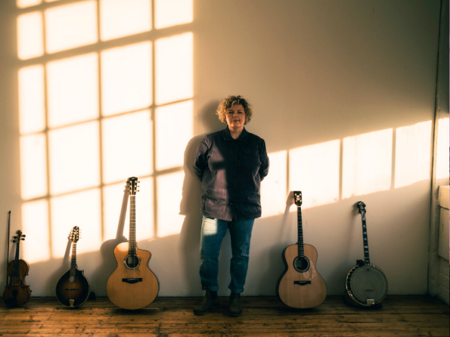 Anna Massie press shot.