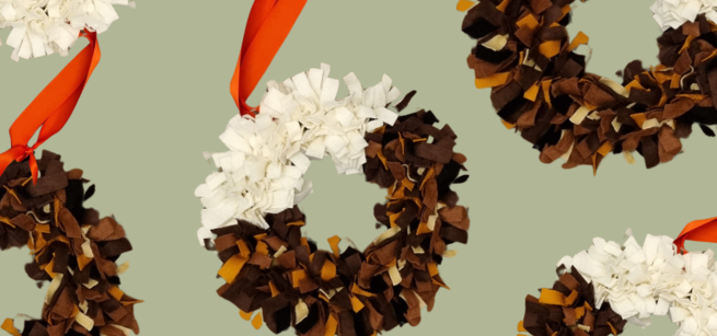 A pattern of rag rug wreaths decorated to look like Christmas puddings