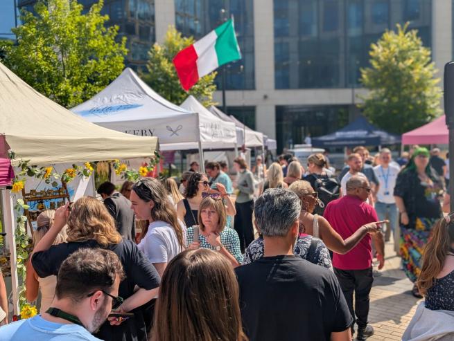 a busy outdoor market