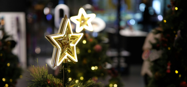 A photograph of an illuminated star
