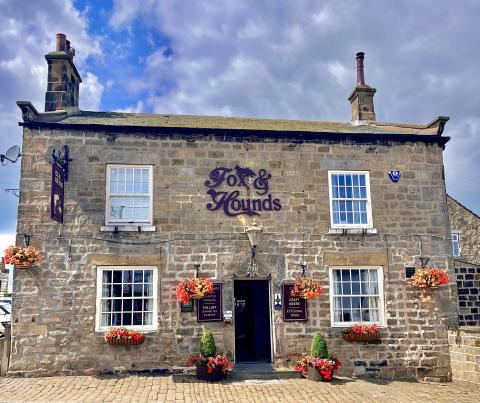 Picture of the Fox & Hounds village pub