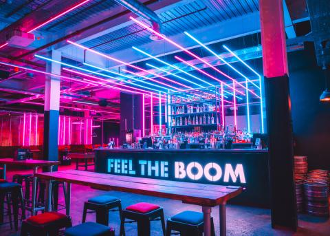 feel the boom, photo of bar.