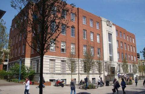 Image of Clothworkers Building South