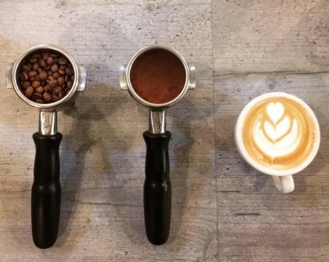 Flamingos Coffee House