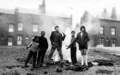  "Butch & Mates" in front of properties in Servia Hill, Woodhouse (1970). Credit: Leeds Libraries, www.leodis.net
